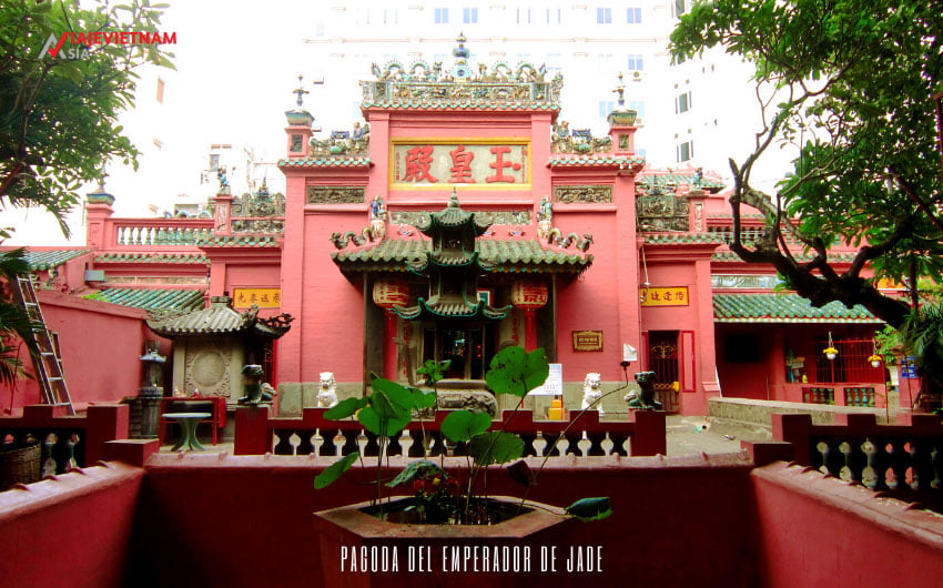  Pagoda del Emperador de Jade
