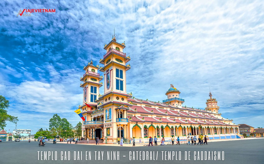 Templo Cao Dai en Tay Ninh - Catedral/ templo de caodaismo 